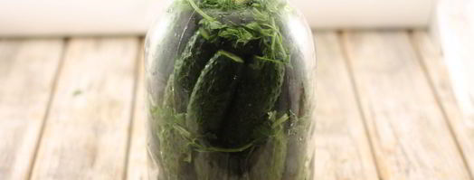 соленые огурцы в банке на зиму. Шаг 5