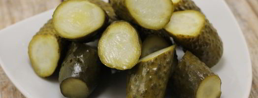 соленые огурцы в банке на зиму. Шаг 9