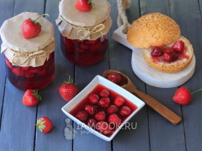 Рецепт клубничного варенья в сиропе