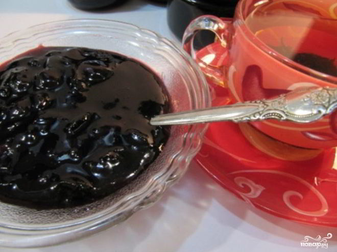 Рецепт варенья из терна с косточками