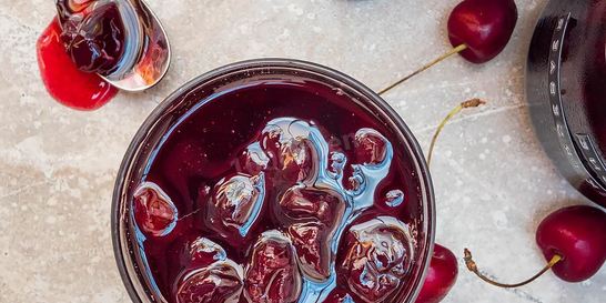 Вишневое варенье с желирующим сахаром