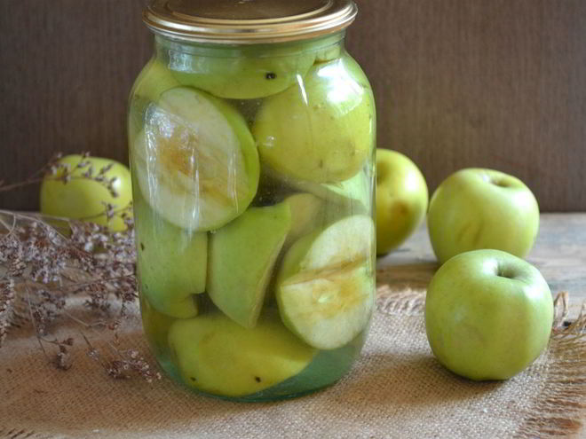 Рецепт закатки яблок на зиму