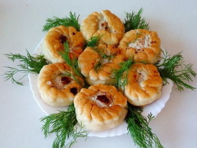 Рецепт беляшей жареных дрожжевых с мясом