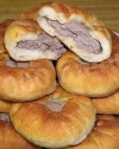 Простые беляши с мясом на дрожжах