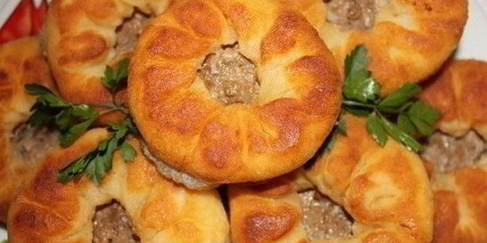 Пышные беляши с мясным фаршем по-домашнему