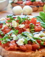 Брускетта капрезе