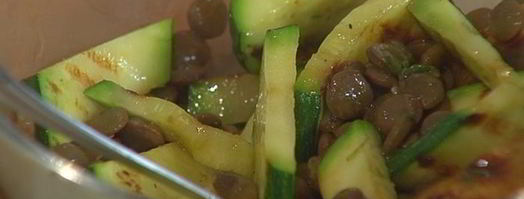 брускетта с чечевицей, фетой и цукини. Шаг 9