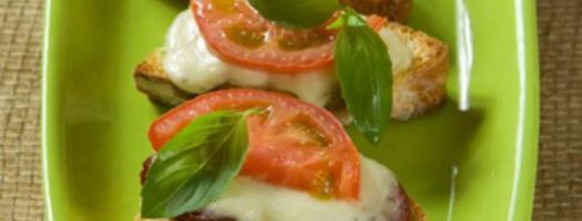 брускетта с колбасой пепперони. Шаг 4