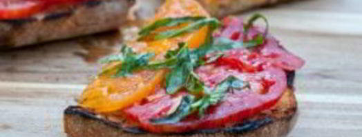 брускетта с помидорами и базиликом. Шаг 7