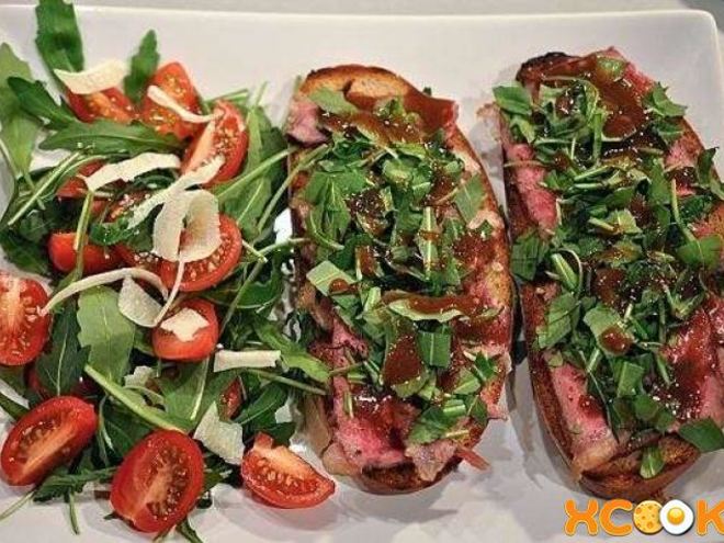 Рецепт брускетты с ростбифом