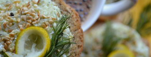 брускетта с рыбой, творогом и кабачком. Шаг 6