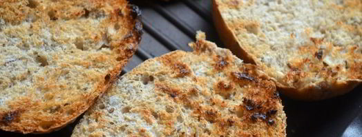 брускетта с сельдереем и томлеными помидорами. Шаг 3