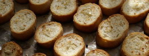 брускетта с томатами и авокадо. Шаг 6