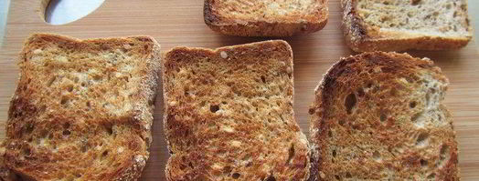 брускетта с цукини, зеленым луком и беконом. Шаг 4