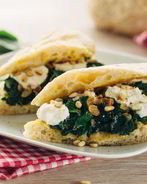 Брускетта со шпинатом