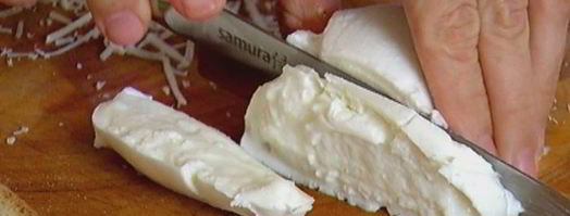 горячий бутерброд с моцареллой, шпинатом и соусом песто. Шаг 7