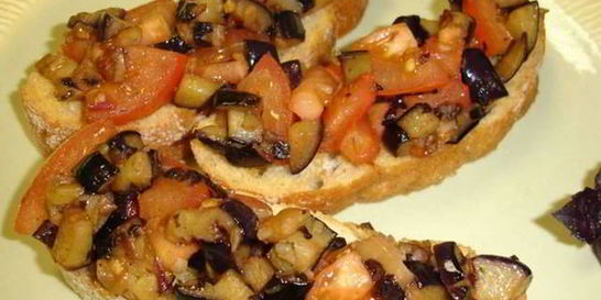 Хрустящая брускетта с баклажанами