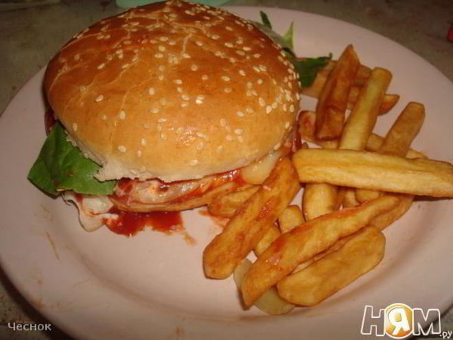 Рецепт гамбургера из фарша и селедки