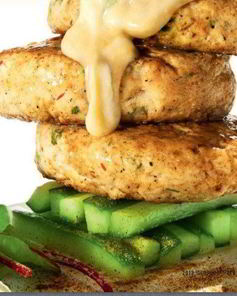 Куриные бургеры с огурцами