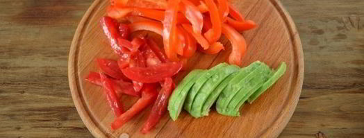 буррито с авокадо и яичницей-скрэмбл. Шаг 11