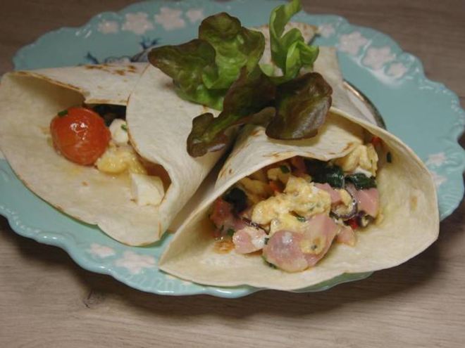 Рецепт буррито с индейкой, беконом и шпинатом