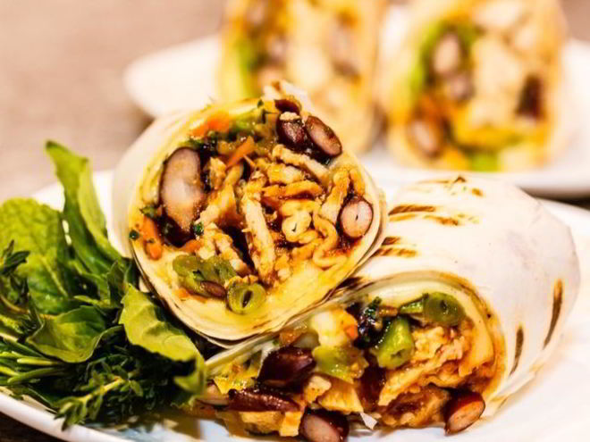 Рецепт буррито с овощами и пряным филе