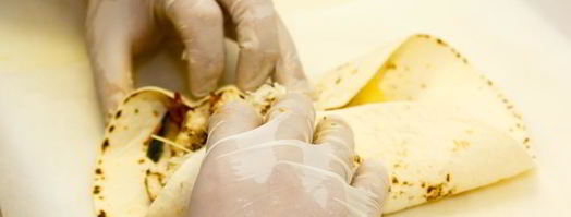 буррито с овощами и пряным филе. Шаг 13