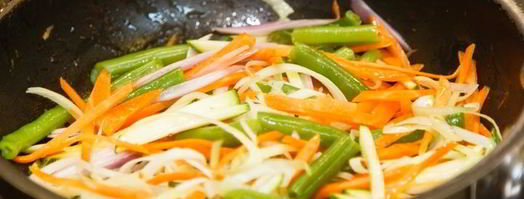 буррито с овощами и пряным филе. Шаг 7