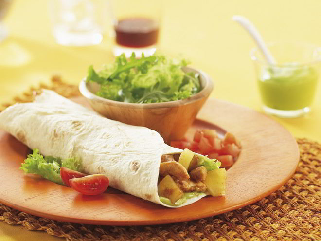 Рецепт мексиканской буррито с овощами, грибами и курицей