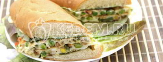 бутерброд с овощами и омлетом. Шаг 11