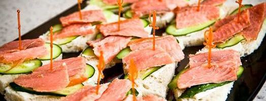 бутерброды с красной рыбой. Шаг 11