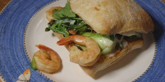 Бутерброды с креветками-мисо