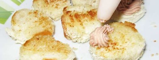 бутерброды с паштетом. Шаг 5