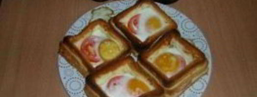 бутерброды с яйцом и колбасой. Шаг 6