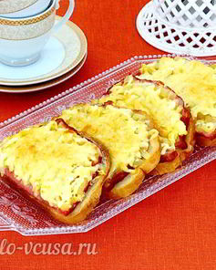 Горячие бутерброды с ананасом