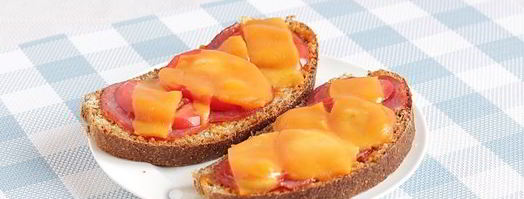 горячие бутерброды с колбасой. Шаг 10