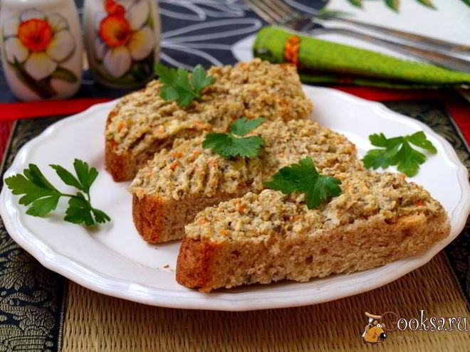 Рецепт намазки для бутербродов с индейкой, шампиньонами и корейской морковью