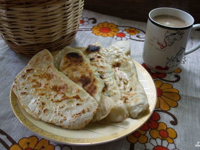 Рецепт чебуреков с творогом и зеленью