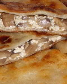 Домашние чебуреки с курицей и сыром