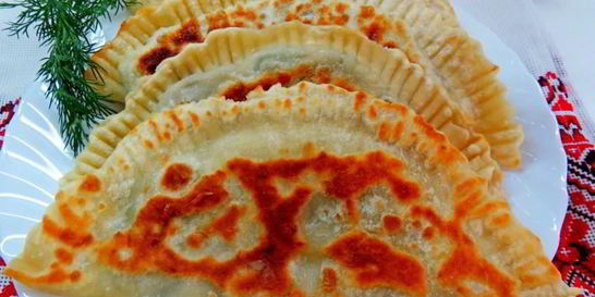 Постные чебуреки с картофелем и грибами