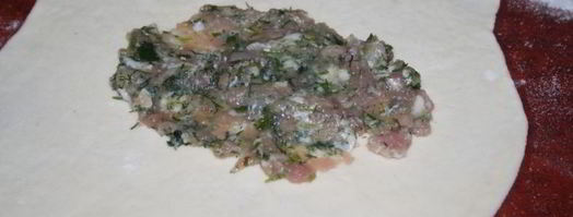 сочные хрустящие чебуреки со свининой. Шаг 7