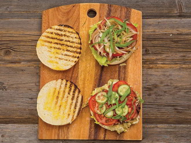 Рецепт чизбургера с говядиной коби и запеченным картофелем