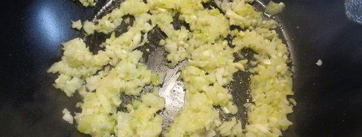 домашний чизбургер с соусом барбекю. Шаг 3