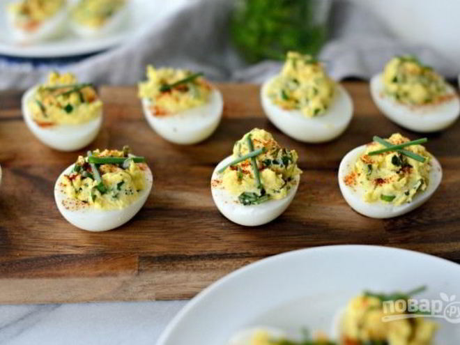 Рецепт фаршированных вареных яиц