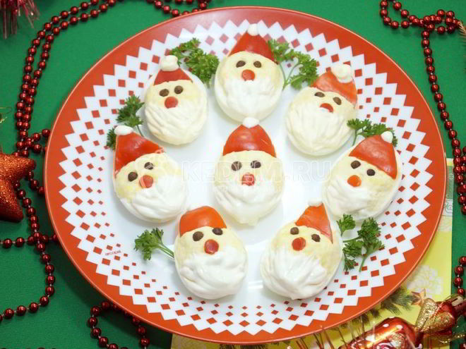 Рецепт фаршированных яиц дед мороз