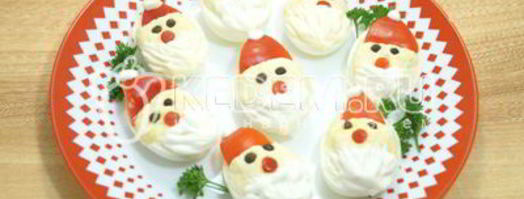 фаршированные яйца дед мороз. Шаг 8