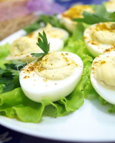 Фаршированные яйца Карри