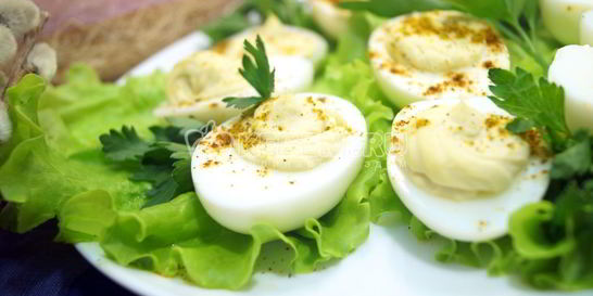 Фаршированные яйца Карри