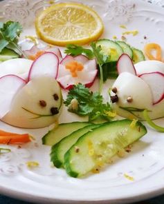 Фаршированные яйца Мышки