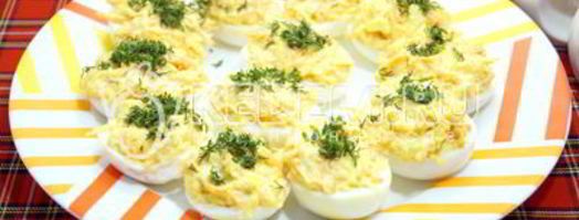 фаршированные яйца с сыром. Шаг 8